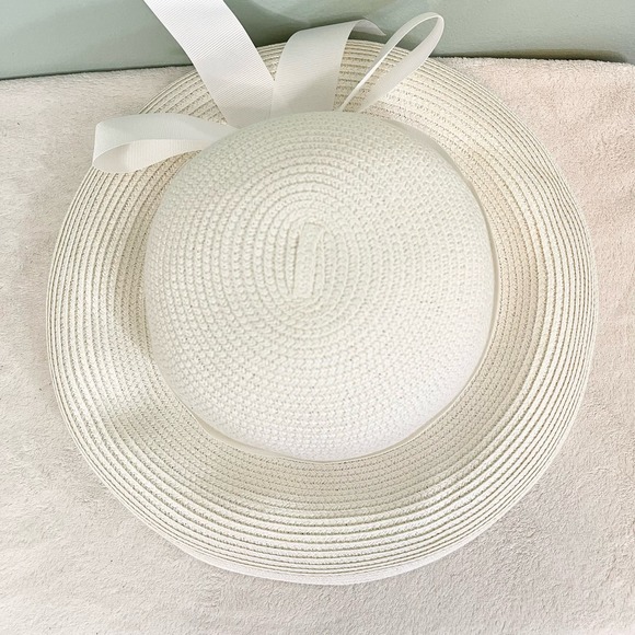 VINTAGE BELMAR New York Women's White Big Bow Straw Bucket Summer Hat - Picture 2 of 5